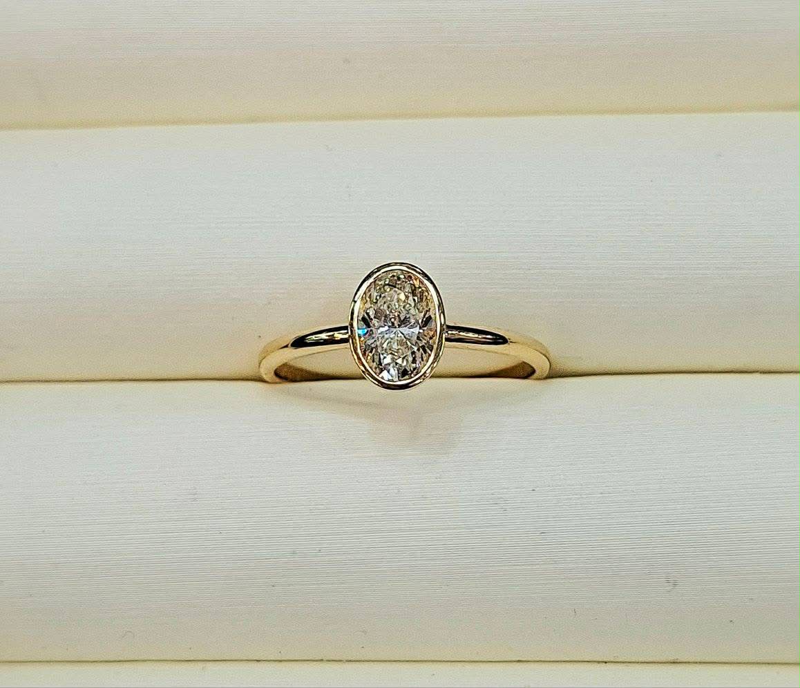 1.0ct GIA Natural Diamond 18K Engagement Ring