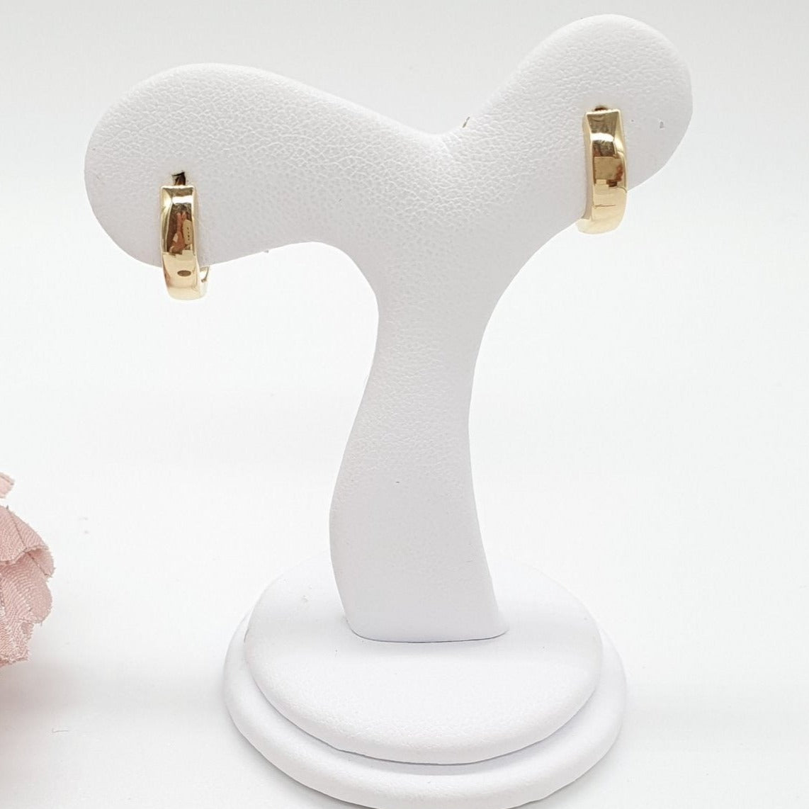 huggy earrings ph