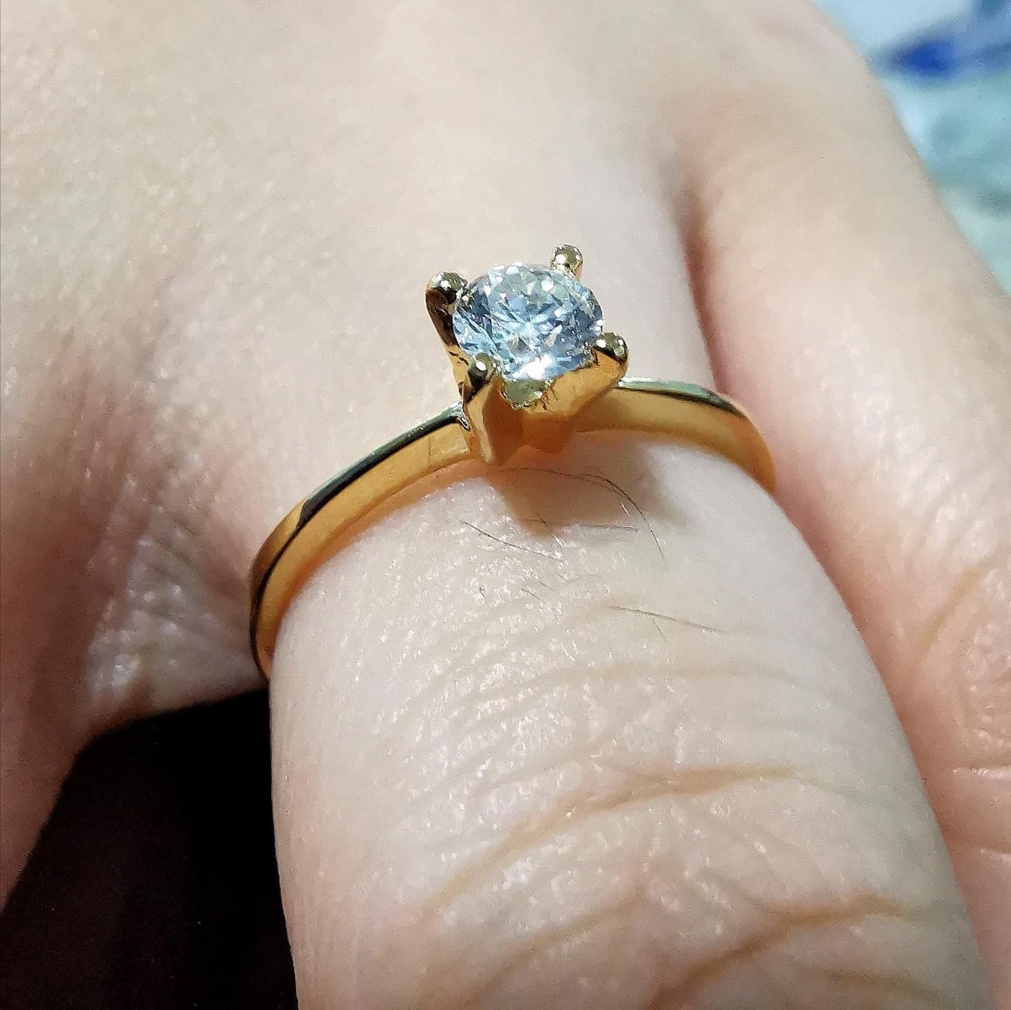 .20-.30 CT Round Diamond Engagement Ring