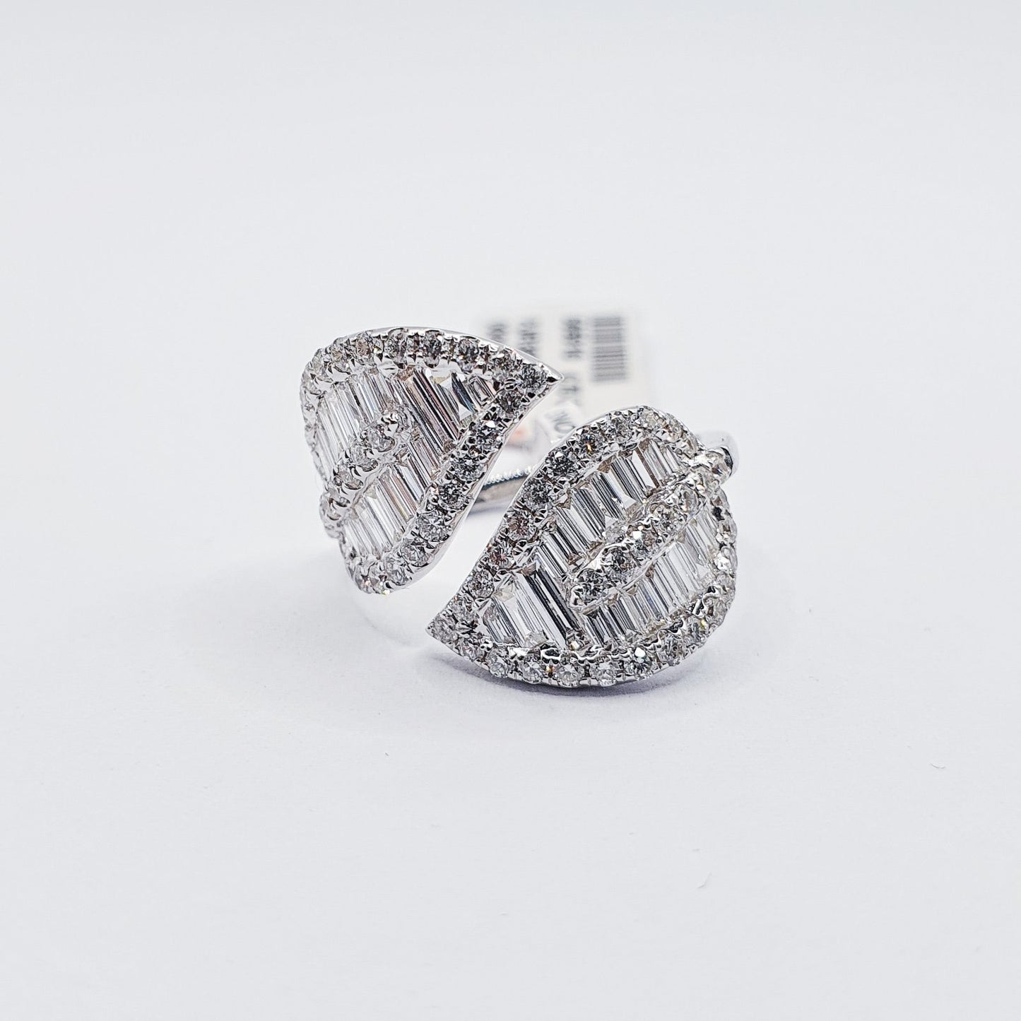 1.6ctw Two Leaf Diamond Ring 14K Gold