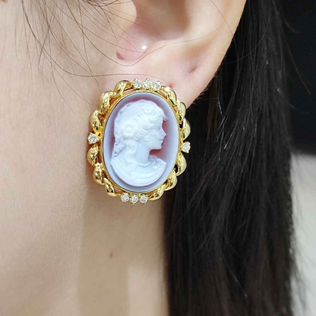 .15 CT Cameo Diamond Earrings 18K Yellow Gold