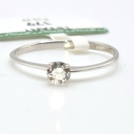 ARIELLE .25ctw Solitaire Diamond Engagement Ring 18K White Gold