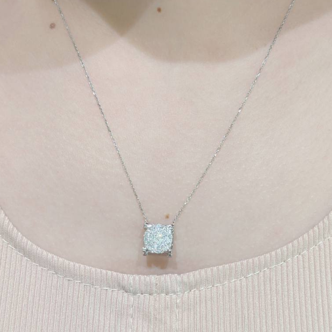 Round Illusion Diamond Necklace 14K Gold