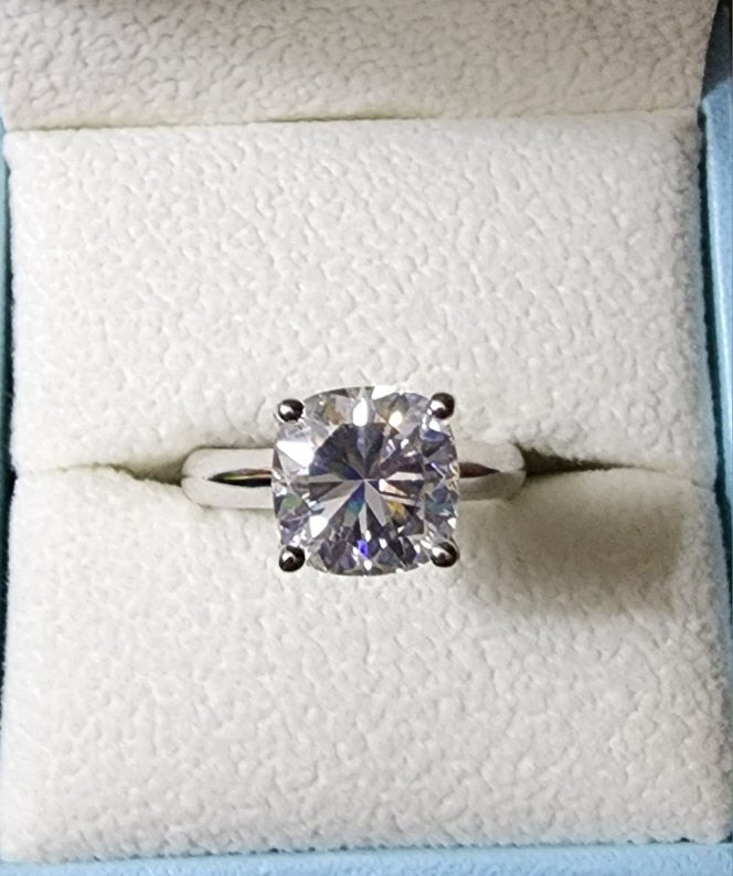Cushion Cut Moissanite Engagement Ring 925 Sterling Silver