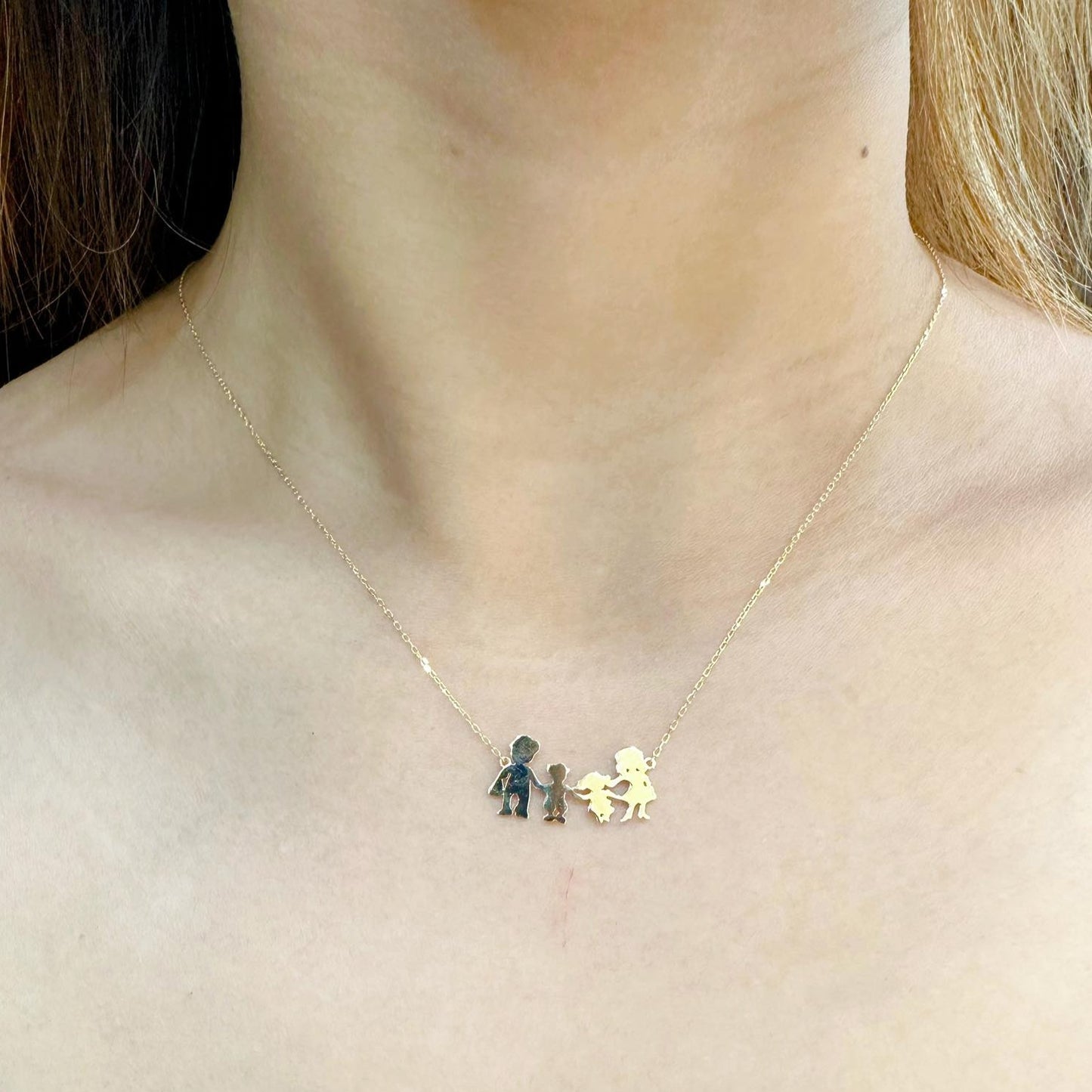 Family Necklace 18K Yellow Gold