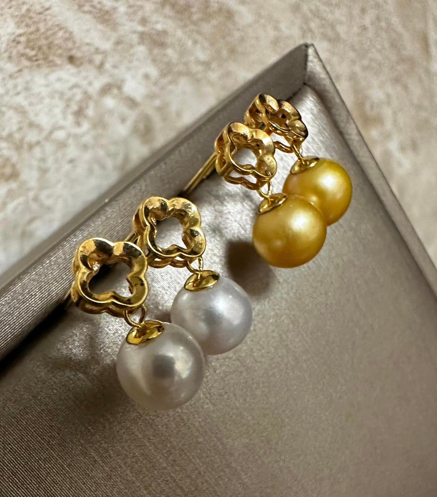 Clover South Sea Pearl Dangling Earrings 18K