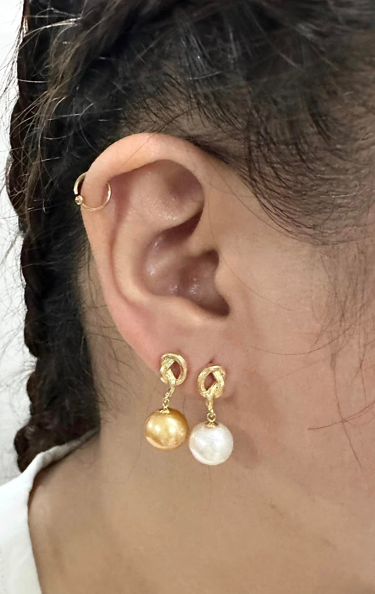 Lucky Knot South Sea Pearl Dangling Earrings 18K