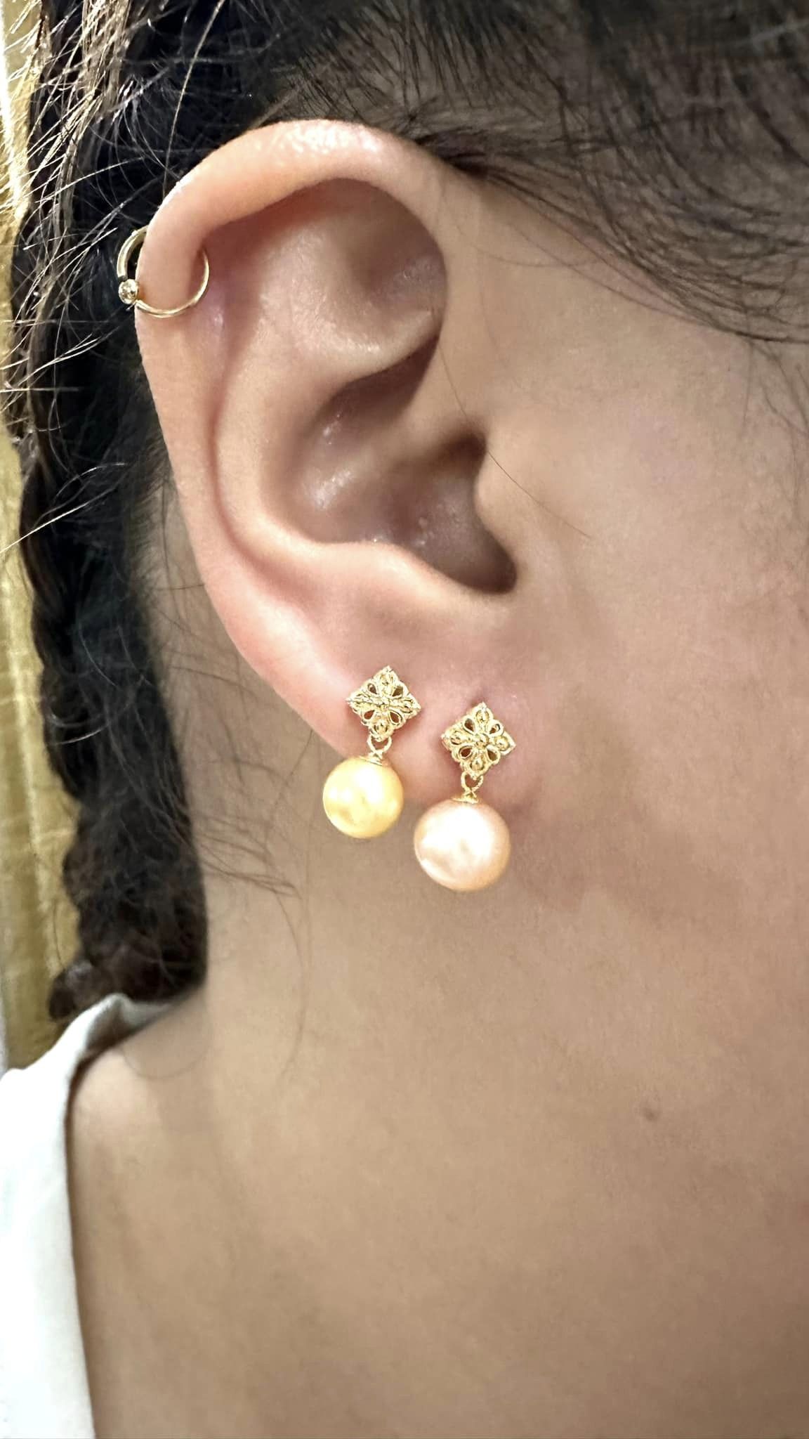 South Sea Pearl Rhombic Dangling Earrings 18K