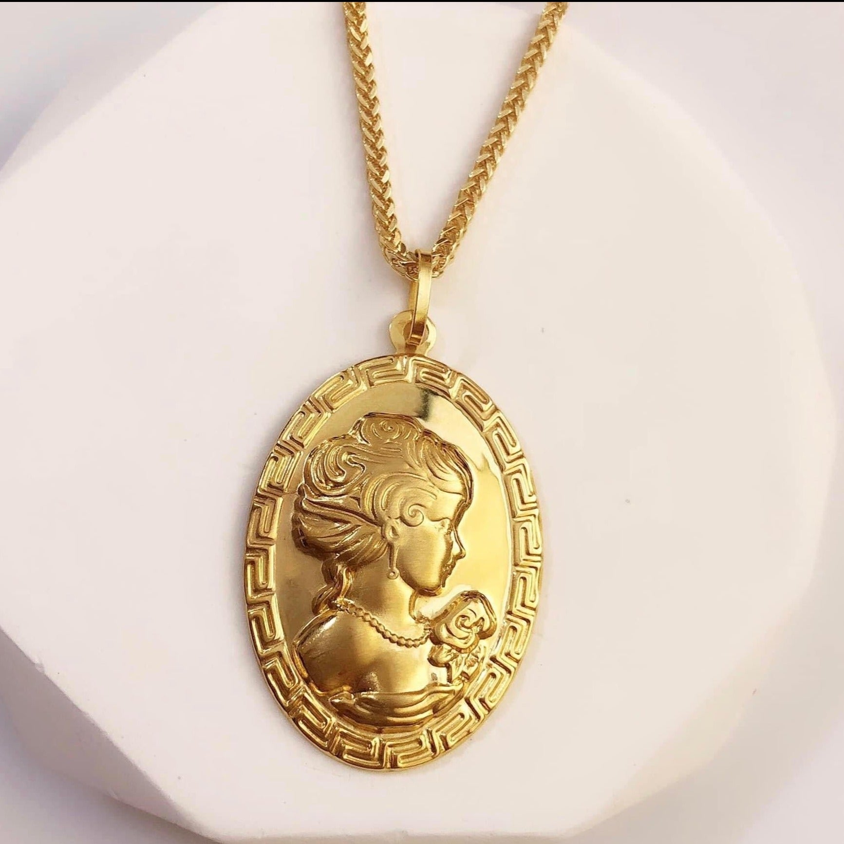 18K real gold Cameo outlets Pendant