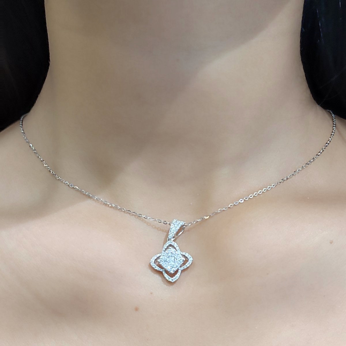 Clover Diamond Necklace