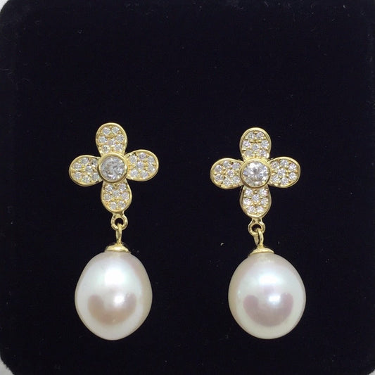 Flower Pearl Dangling Earrings 18K Gold