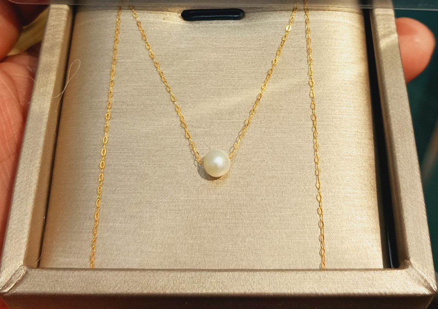 Dainty Freshwater Pearl Necklace 18K Gold
