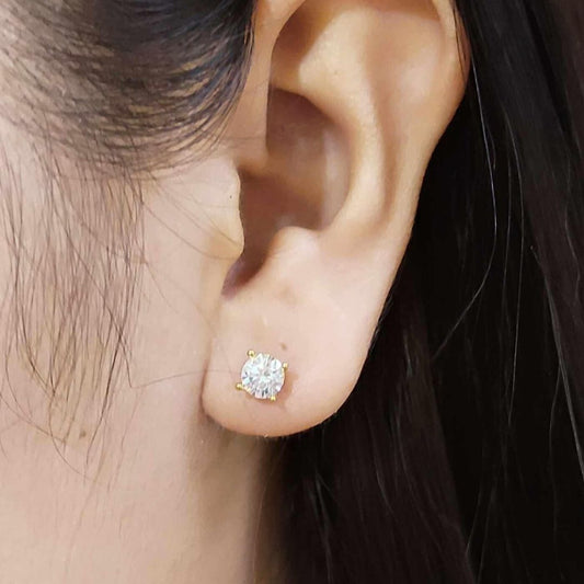 18K Gold Stud Earrings