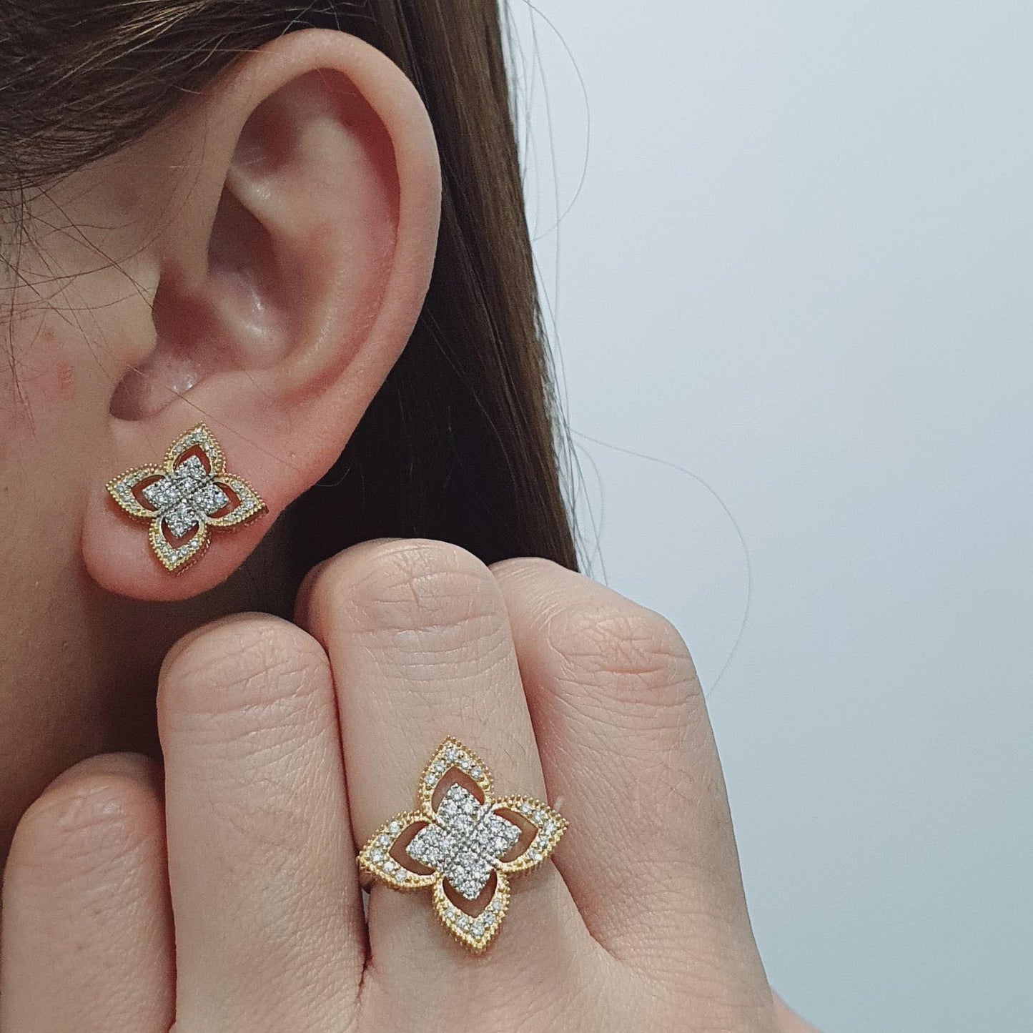 .65ctw Two-Tone Flower Diamond Jewelry Set 14K Gold