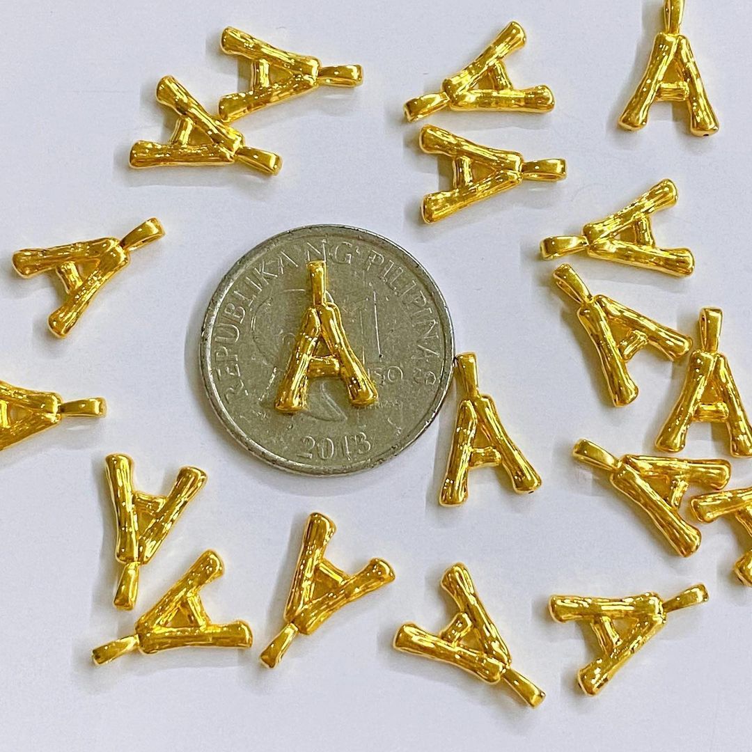 A-Z Bamboo Letter Pendant 18K Gold