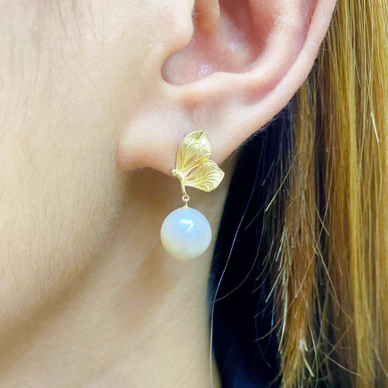Fairy Freshwater Pearl Dangling Earrings 18K Gold