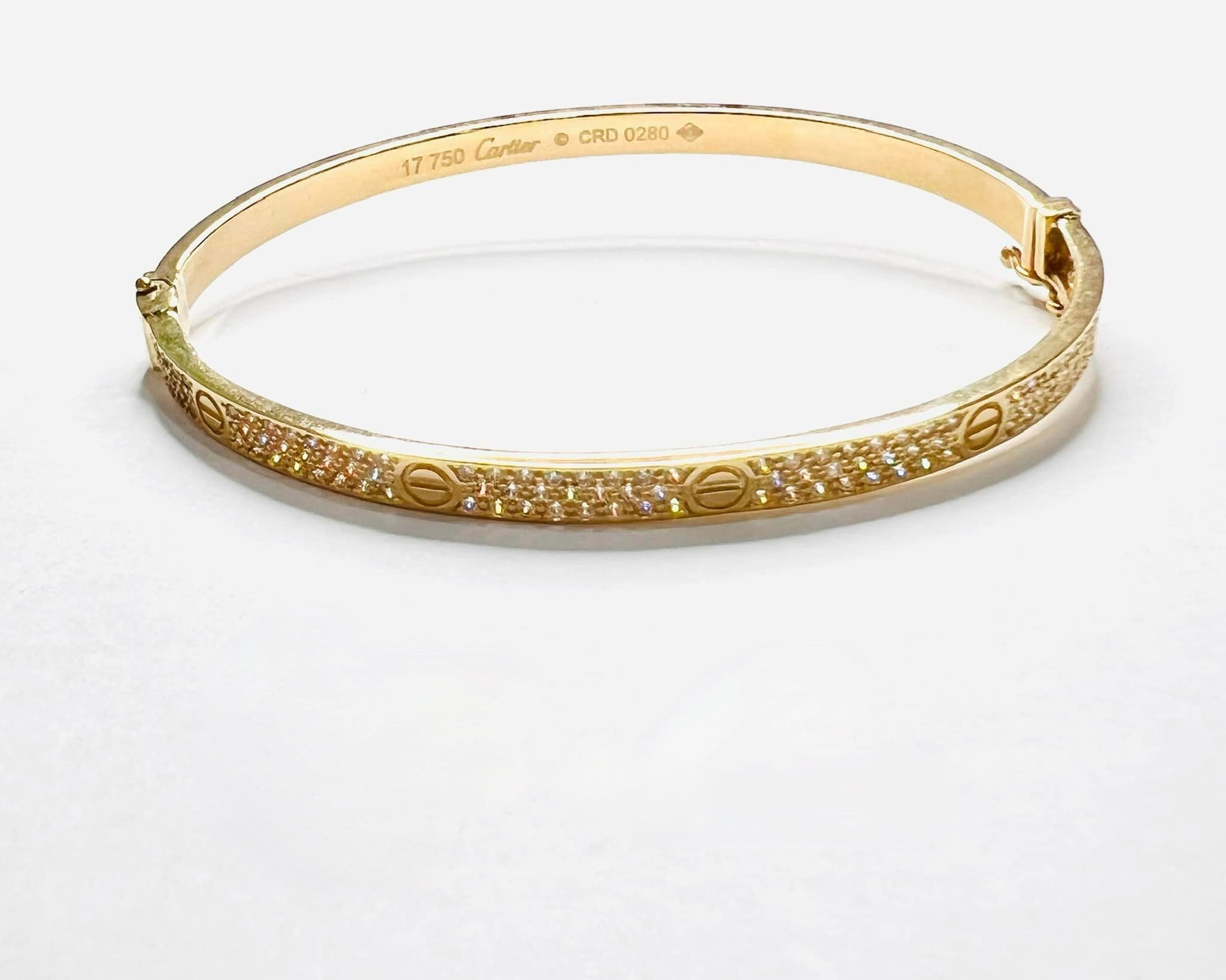 Classy Dubai Handmade Unisex Oblong Love Screw Bangle Bracelet In 750 18K  Gold — Jisha Jewels