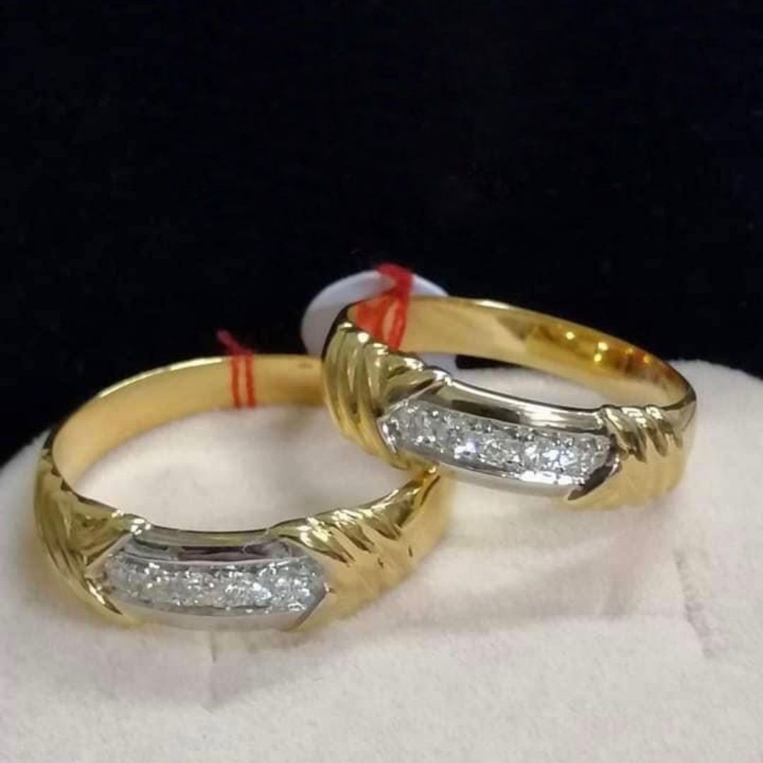 SEOUL Diamond Wedding Rings in 14K Gold