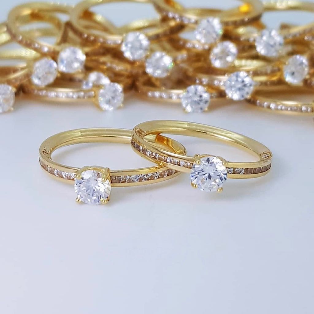 FELIZE Full Eternity Engagement Ring in 18K Gold