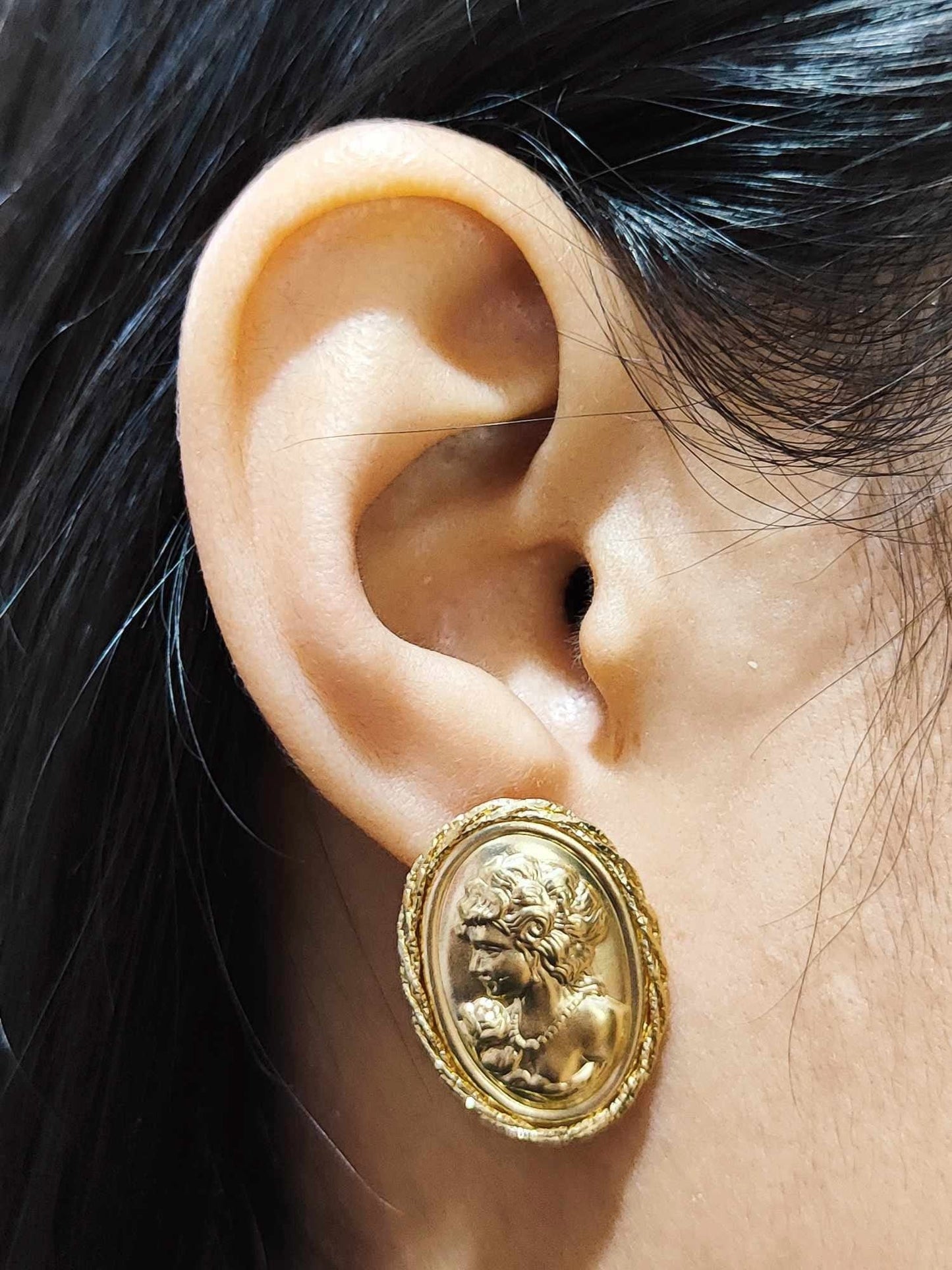 Cameo Earrings 18K Gold